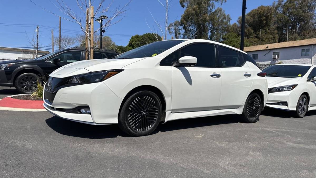 2023 Nissan LEAF 1N4CZ1CV4PC550316