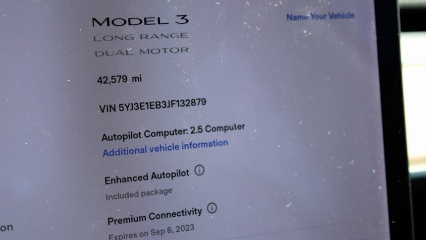 2018 Tesla Model 3 5YJ3E1EB3JF132879
