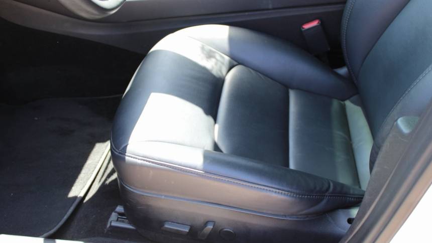 2018 Tesla Model 3 5YJ3E1EB3JF132879