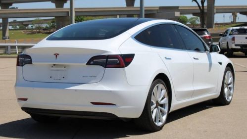 2018 Tesla Model 3 5YJ3E1EB3JF132879