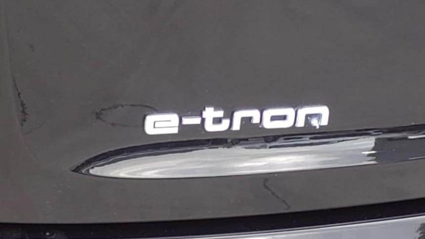 2021 Audi e-tron WA1LAAGE5MB000601