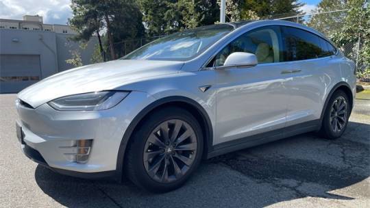2018 Tesla Model X 5YJXCDE2XJF124626