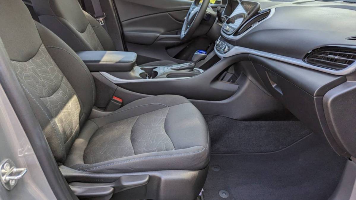 2017 Chevrolet VOLT 1G1RC6S50HU134868