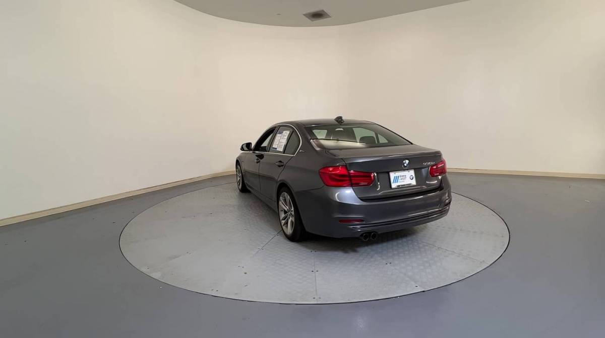 2018 BMW 3 Series WBA8E1C58JA180211