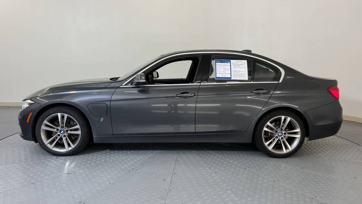 2018 BMW 3 Series WBA8E1C58JA180211