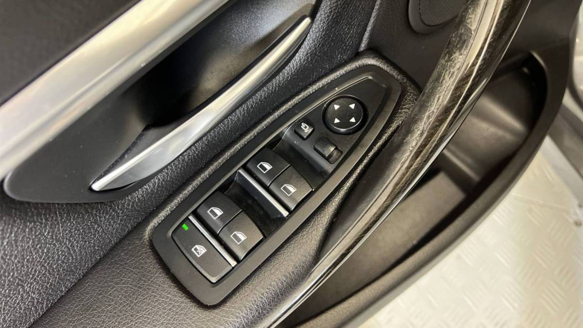 2018 BMW 3 Series WBA8E1C58JA180211