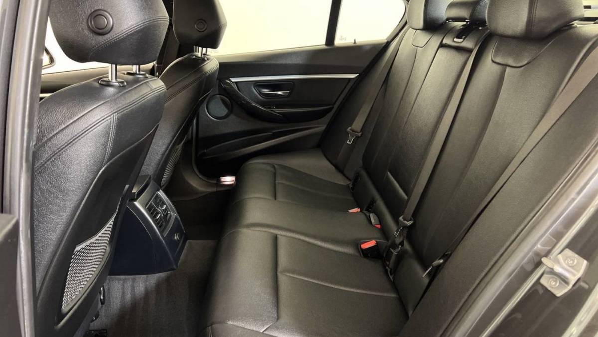 2018 BMW 3 Series WBA8E1C58JA180211