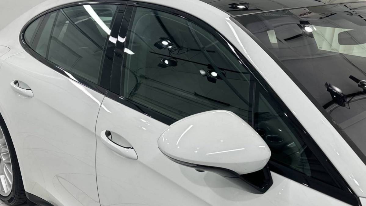 2018 Porsche Panamera WP0AE2A70JL177757