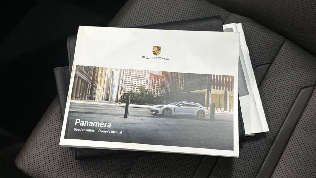 2018 Porsche Panamera WP0AE2A70JL177757