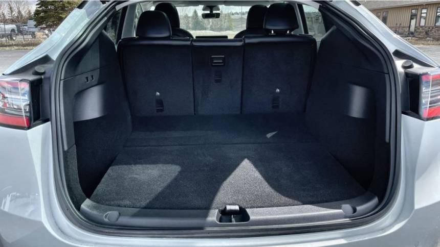 2021 Tesla Model Y 5YJYGDEE0MF099808
