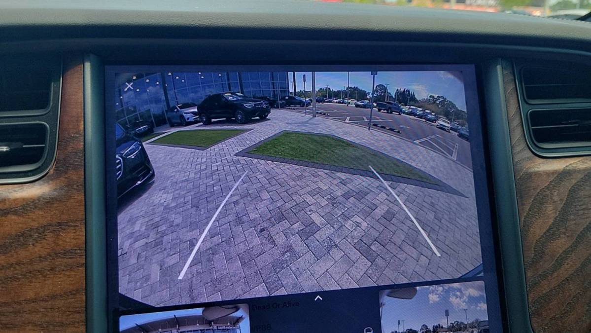 2019 Tesla Model X 5YJXCDE21KF182772