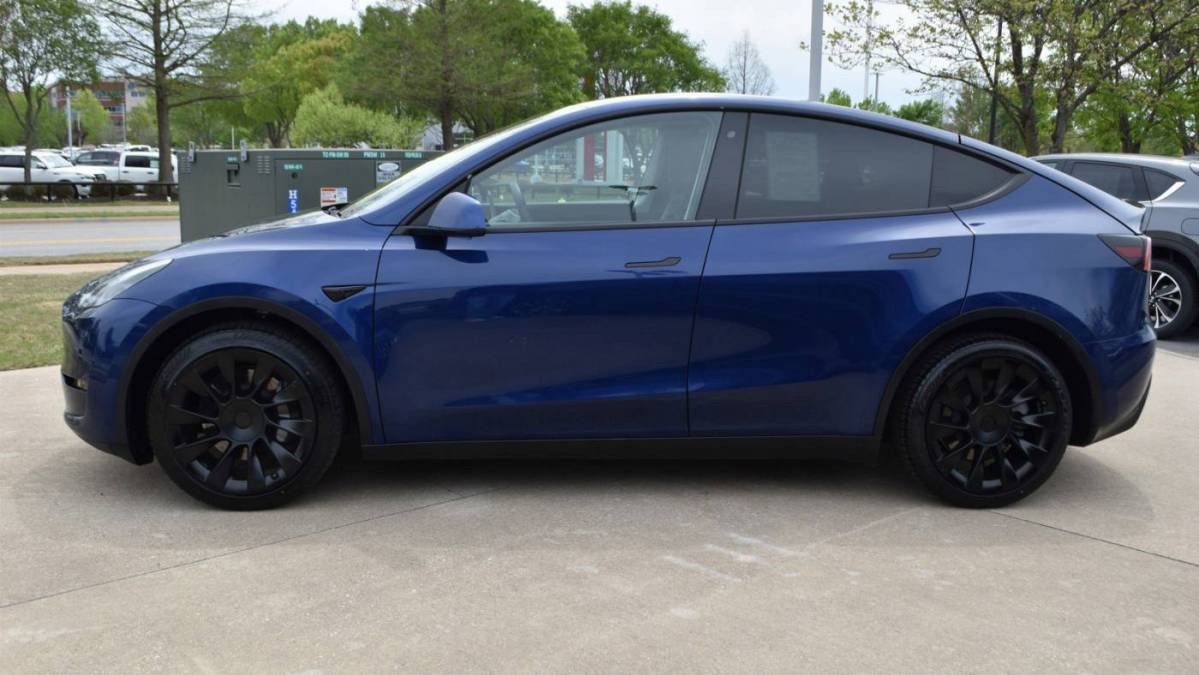 2020 Tesla Model Y 5YJYGDEE3LF055154