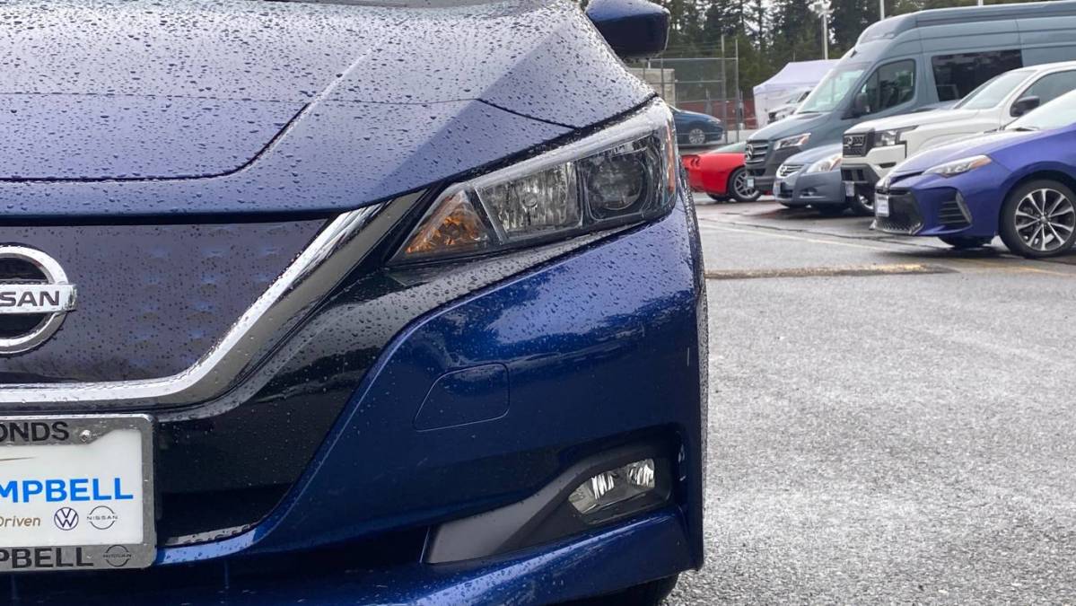 2022 Nissan LEAF 1N4AZ1CV3NC557701
