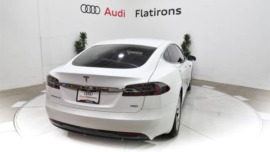2017 Tesla Model S 5YJSA1E24HF186581