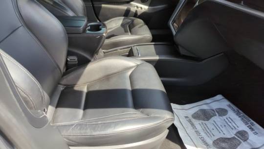 2016 Tesla Model S 5YJSA1E2XGF136248