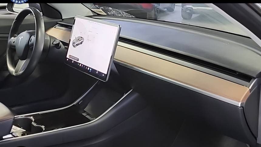 2018 Tesla Model 3 5YJ3E1EB0JF086993