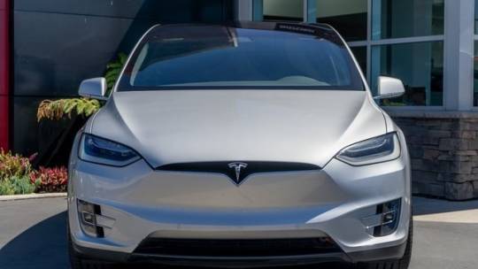 2017 Tesla Model X 5YJXCAE25HF074145