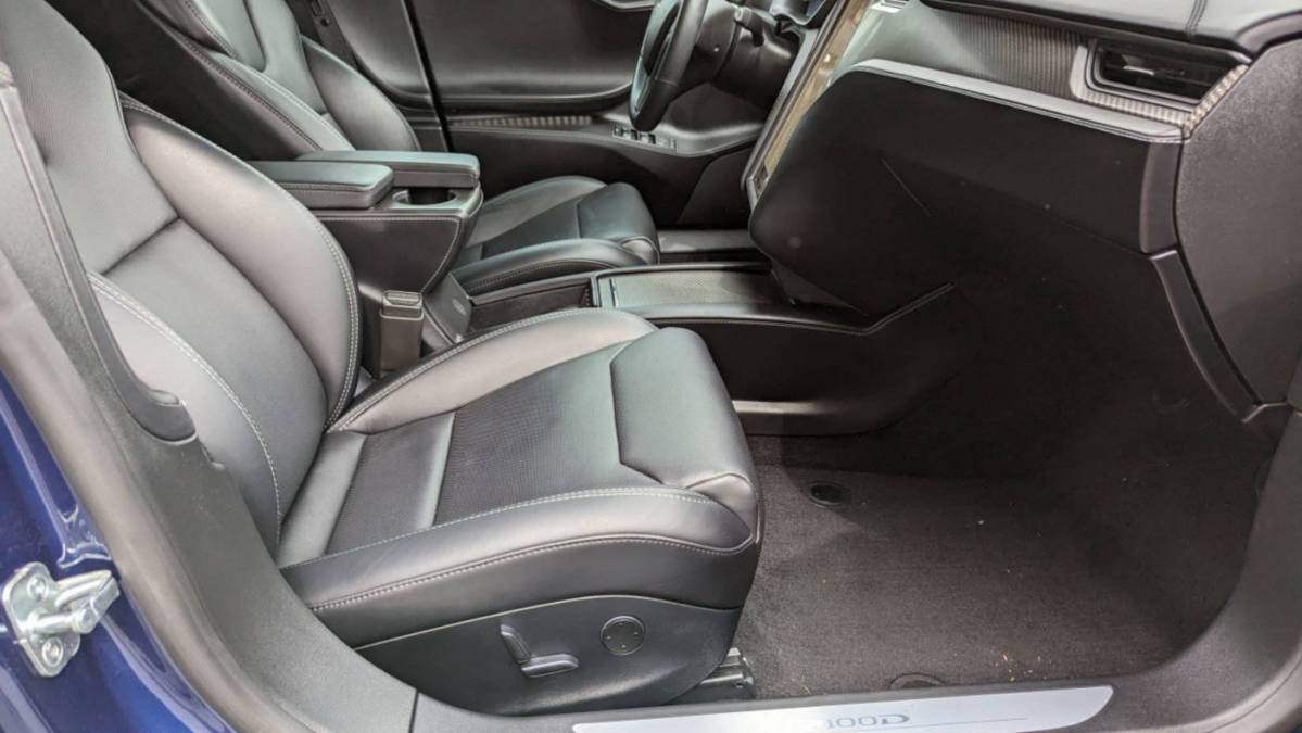 2018 Tesla Model S 5YJSA1E41JF285558