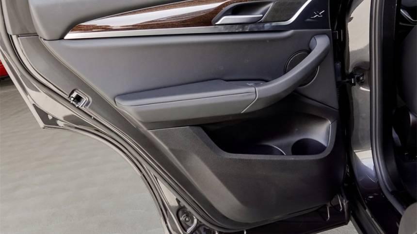2019 BMW 5 Series WBAJA9C50KB392723