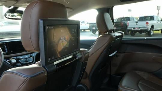 2019 Chrysler Pacifica Hybrid 2C4RC1N74KR590982