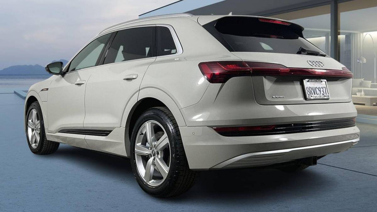 2019 Audi e-tron WA1VAAGE5KB020966