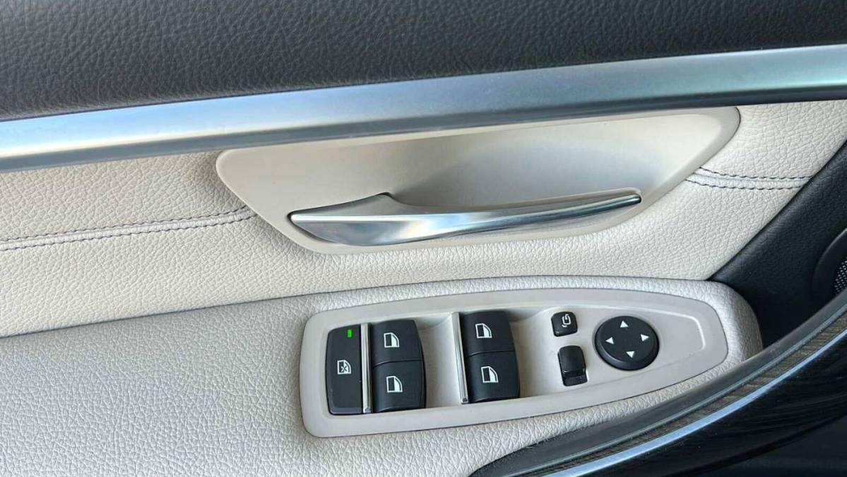 2018 BMW 3 Series WBA8E1C53JA758683