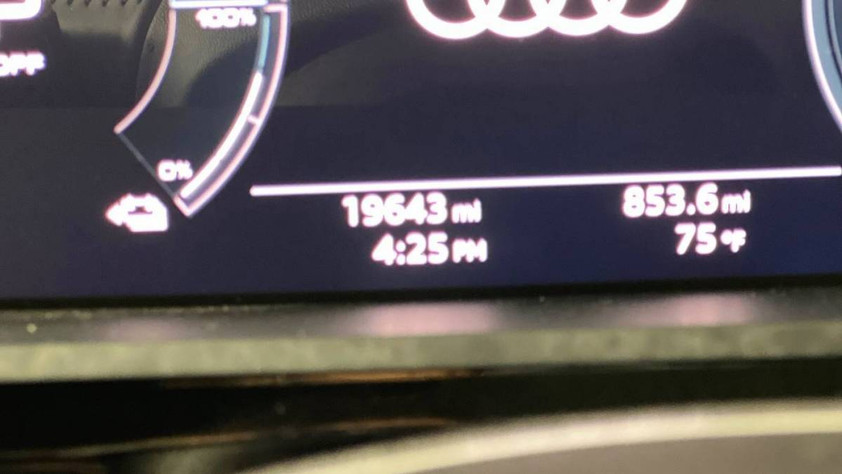 2019 Audi e-tron WA1LAAGE6KB011832