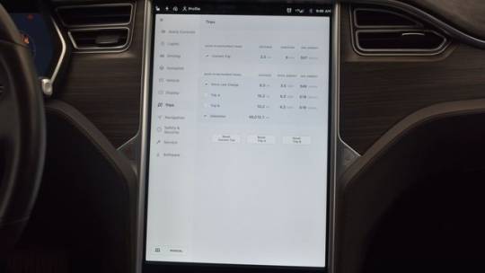 2015 Tesla Model S 5YJSA1E25FF105357