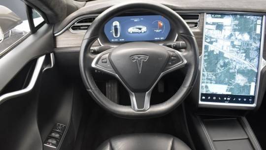 2015 Tesla Model S 5YJSA1E25FF105357