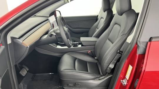 2020 Tesla Model Y 5YJYGDEE3LF026110