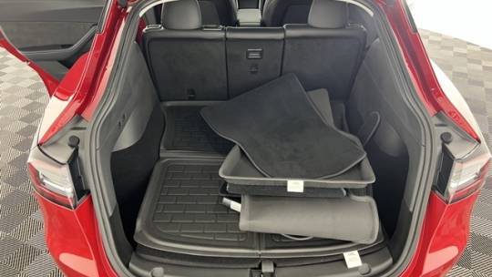 2020 Tesla Model Y 5YJYGDEE3LF026110