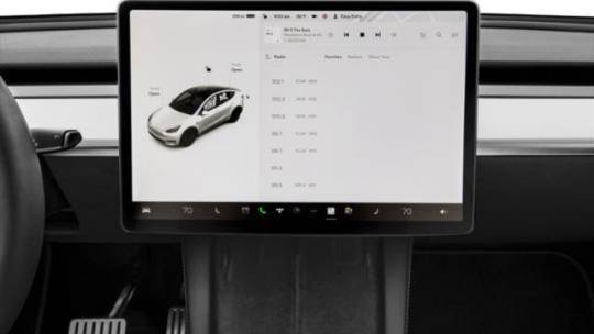 2021 Tesla Model Y 5YJYGDEE4MF124774