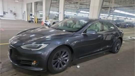 2018 Tesla Model S 5YJSA1E24JF244226
