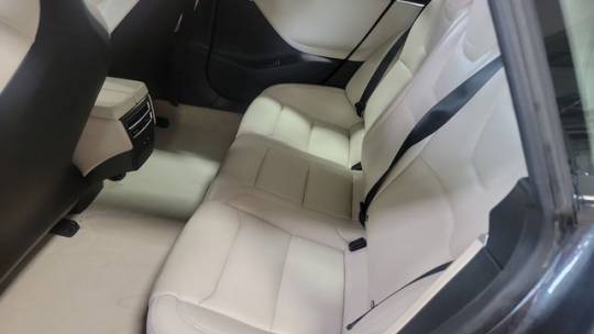 2018 Tesla Model S 5YJSA1E24JF244226