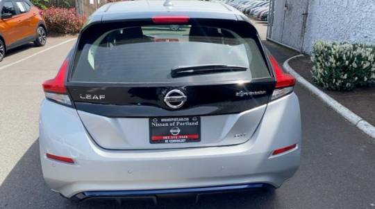 2021 Nissan LEAF 1N4AZ1CV2MC554111