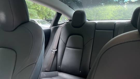 2018 Tesla Model 3 5YJ3E1EB4JF104511