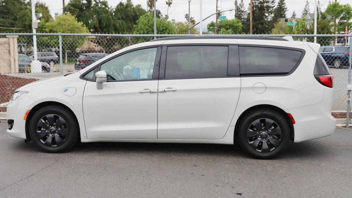2020 Chrysler Pacifica Hybrid 2C4RC1N72LR288043