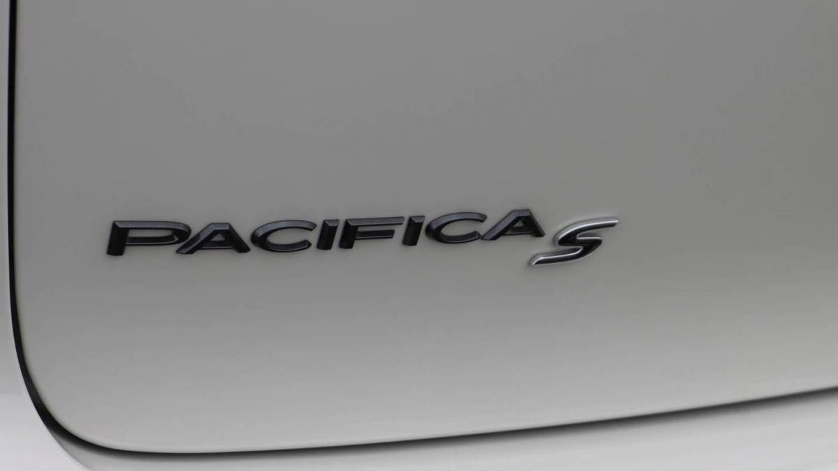 2020 Chrysler Pacifica Hybrid 2C4RC1N72LR288043