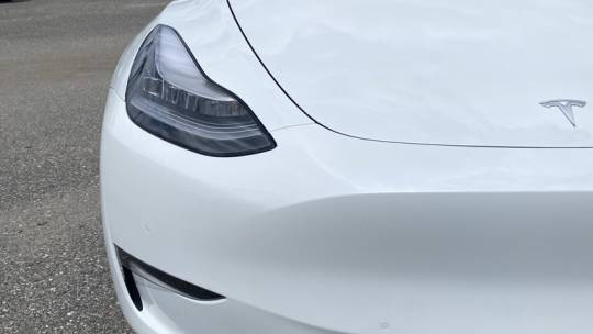 2020 Tesla Model Y 5YJYGDEE4LF026133