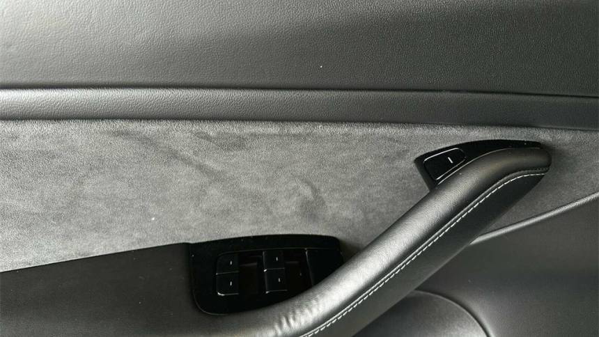 2019 Tesla Model 3 5YJ3E1EB6KF512378