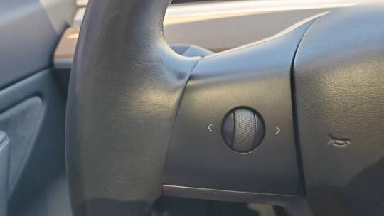 2018 Tesla Model 3 5YJ3E1EA5JF028109