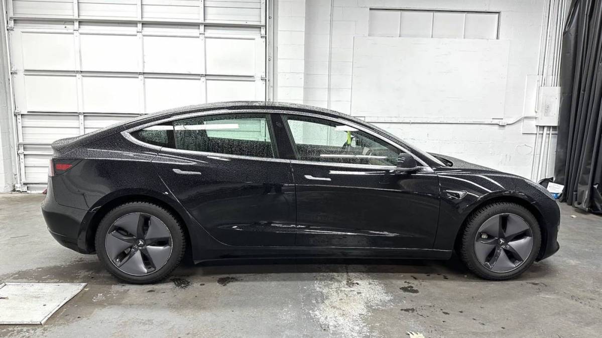 2019 Tesla Model 3 5YJ3E1EA7KF361977