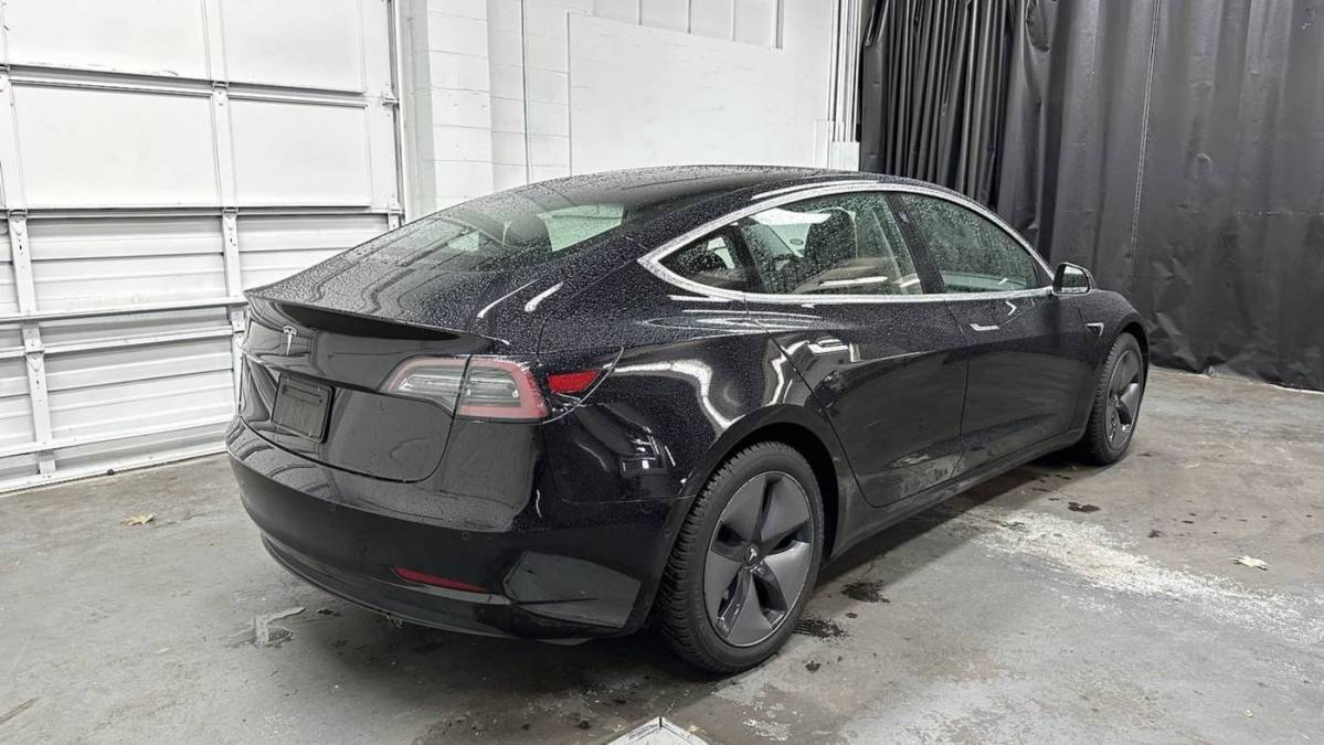 2019 Tesla Model 3 5YJ3E1EA7KF361977