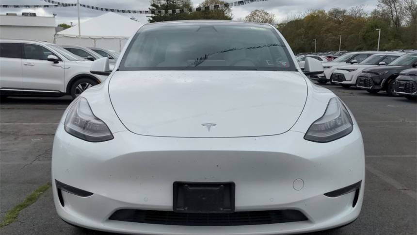 2021 Tesla Model Y 5YJYGDEE2MF071265