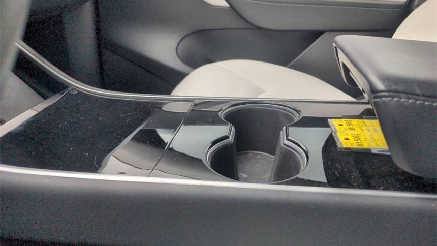 2021 Tesla Model Y 5YJYGDEE2MF071265