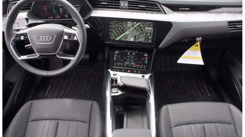 2021 Audi e-tron WA12AAGE2MB036242