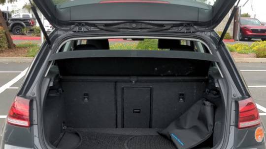 2019 Volkswagen e-Golf WVWKR7AU6KW912933