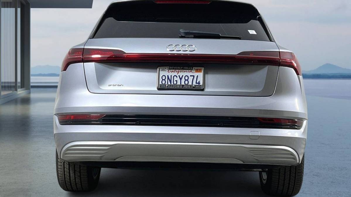 2019 Audi e-tron WA1LAAGEXKB010246