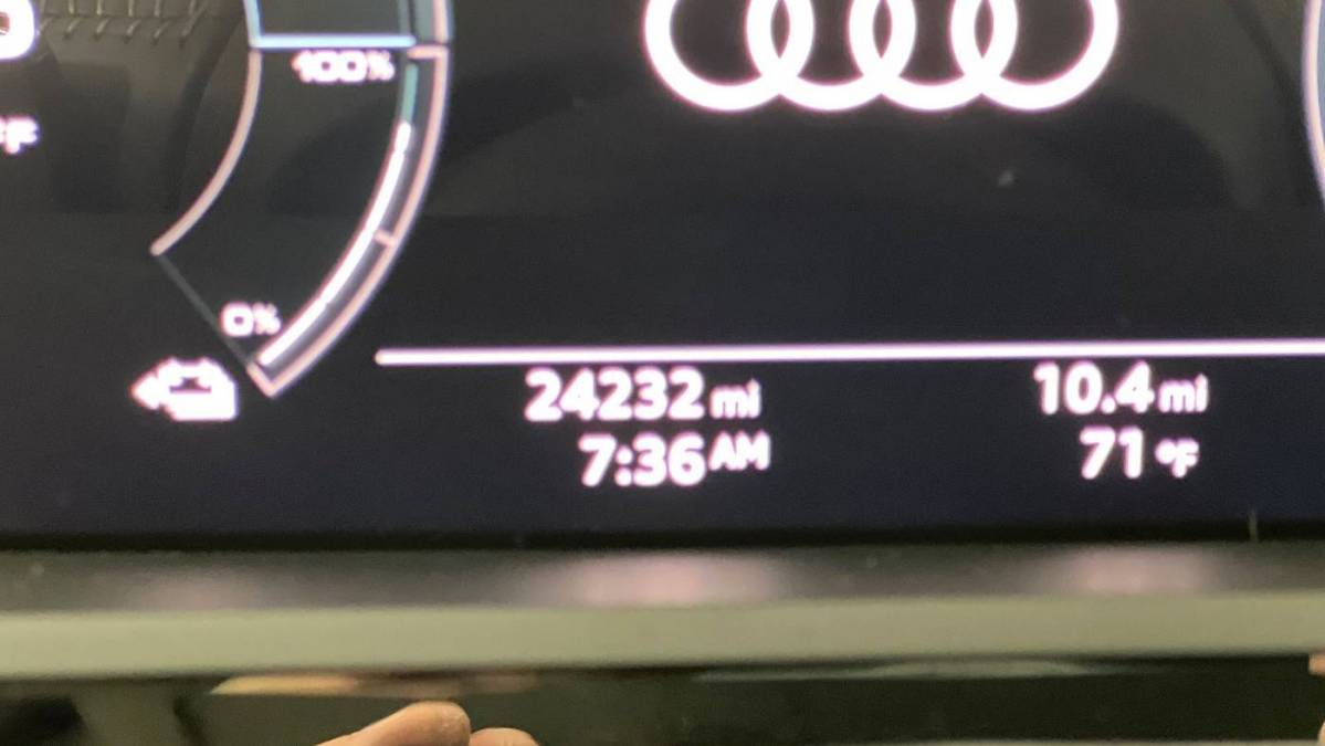 2019 Audi e-tron WA1LAAGEXKB010246