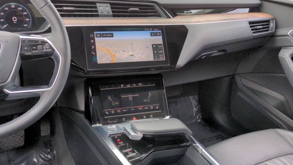 2020 Audi e-tron WA12ABGE3LB036075